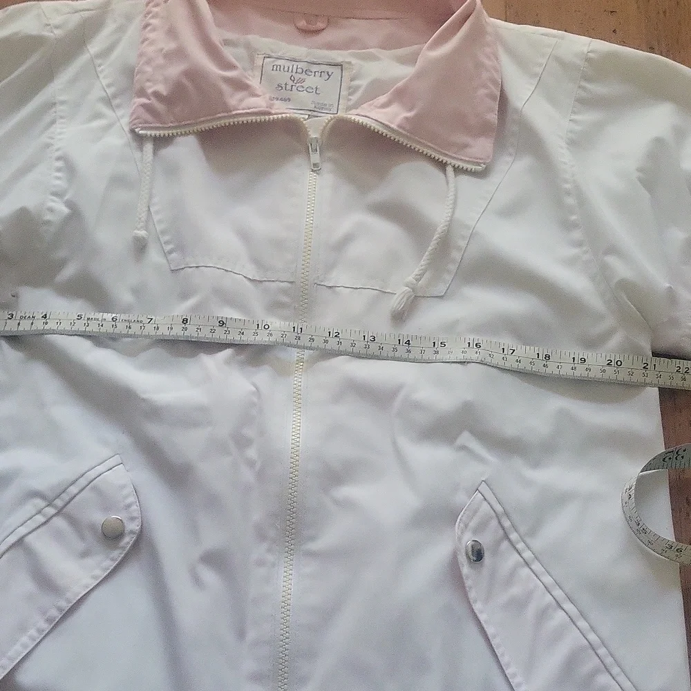 Mulberry Street Lightweight Jacket - Picture 2 of 8